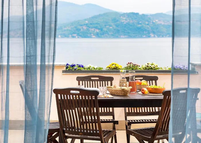 Terrazza Panoramica Oggebbio